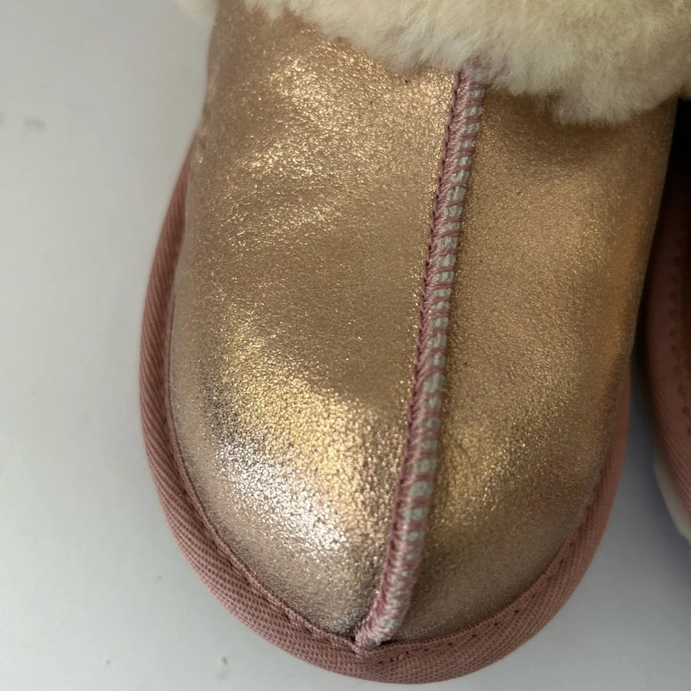 NEW UGG Cozy II Genuine Metallic Glitter Slippers in Rose Gold size 4.